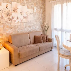 Elena - Free Secure Parking - Center - Pool - View Apartment